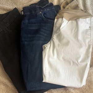 Maternity jeans size large bundle